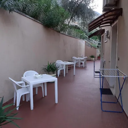 Le Palme アパートホテル
